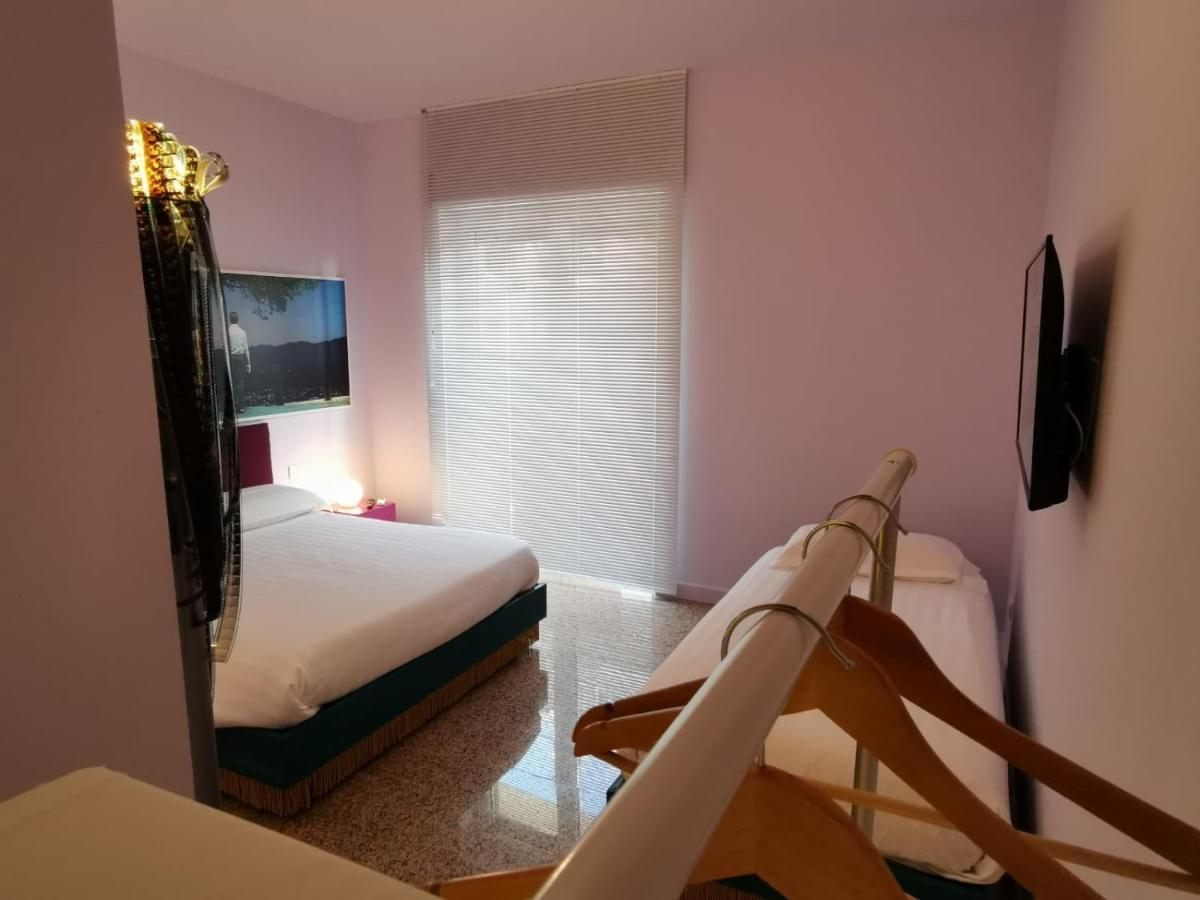 Red Carpet Rooms บารี ภายนอก รูปภาพ