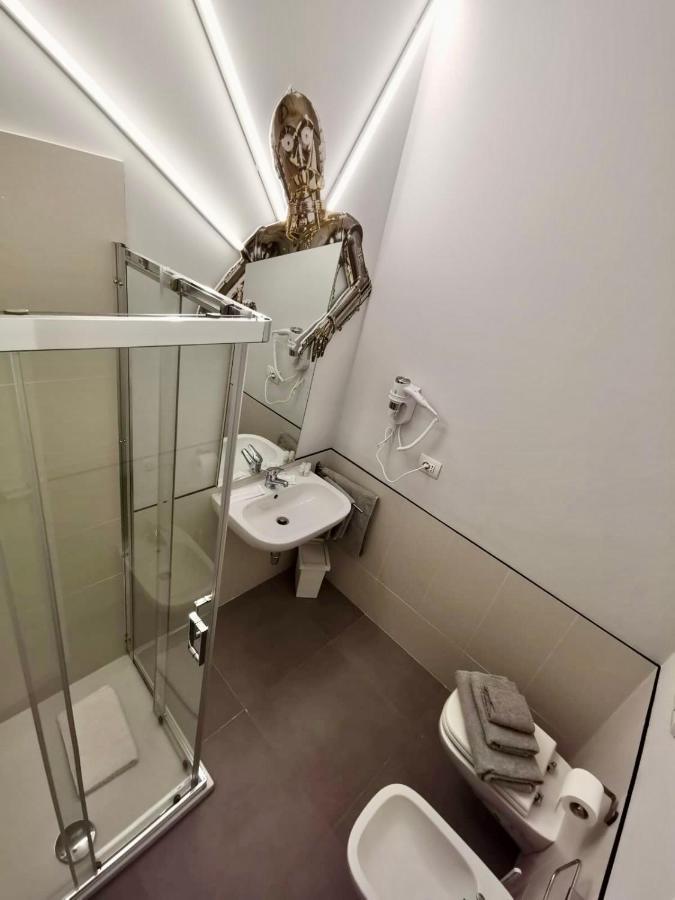 Red Carpet Rooms บารี ภายนอก รูปภาพ