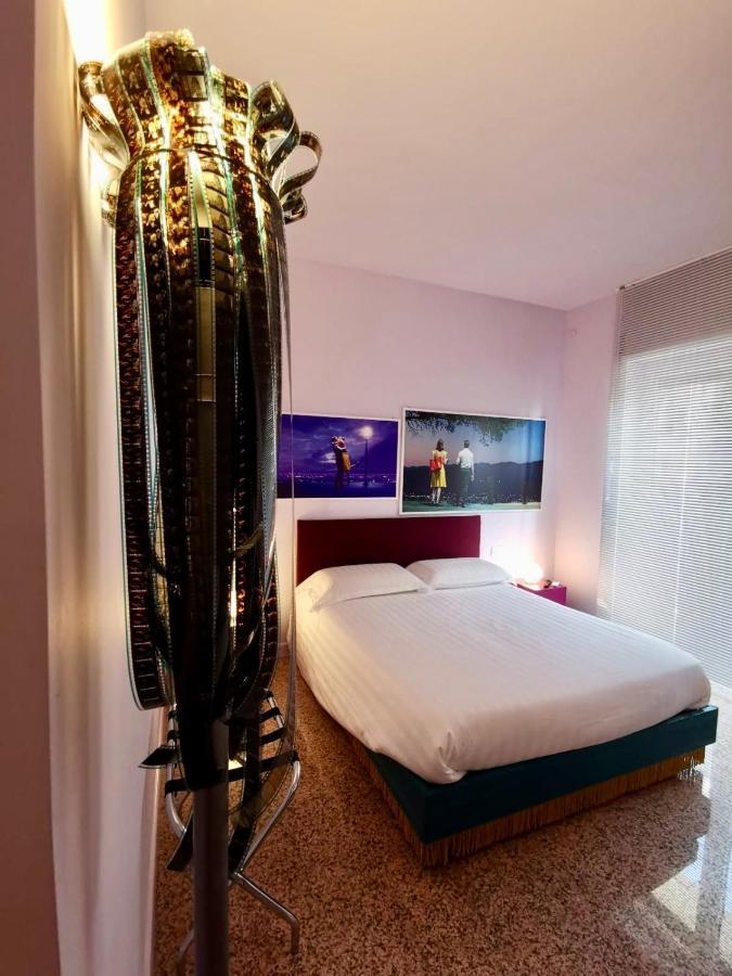 Red Carpet Rooms บารี ภายนอก รูปภาพ
