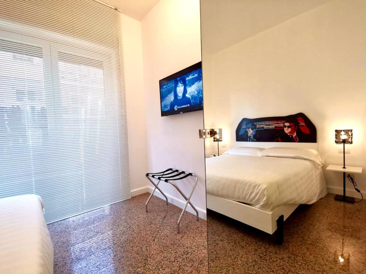 Red Carpet Rooms บารี ภายนอก รูปภาพ